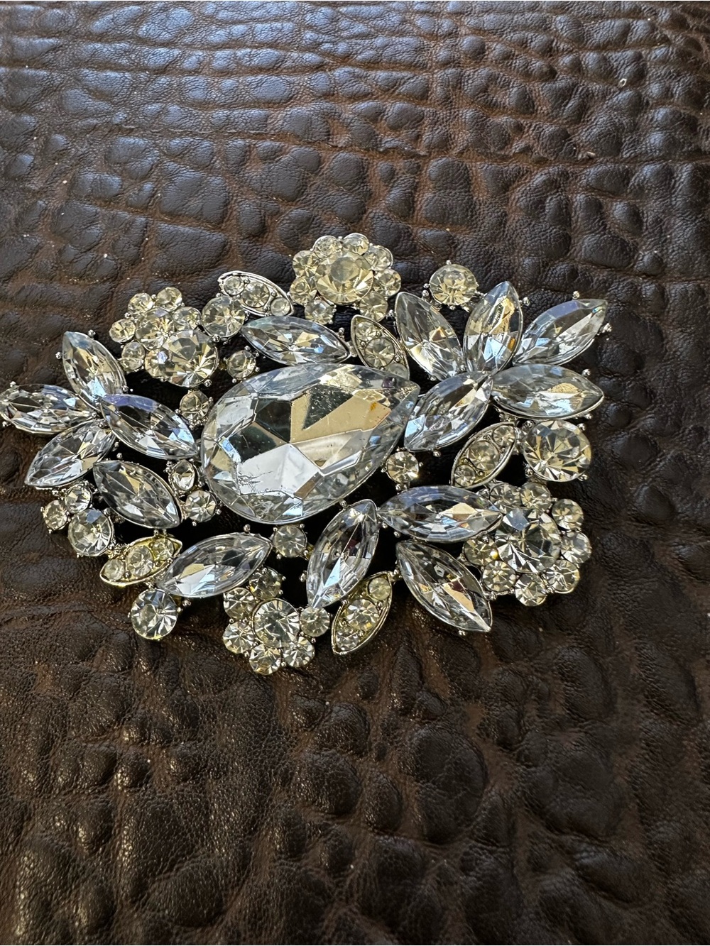 Vintage Rhinestone Brooch
